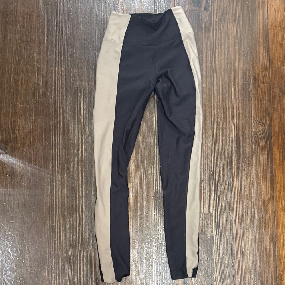 Two-Tone Black and Tan Leggings